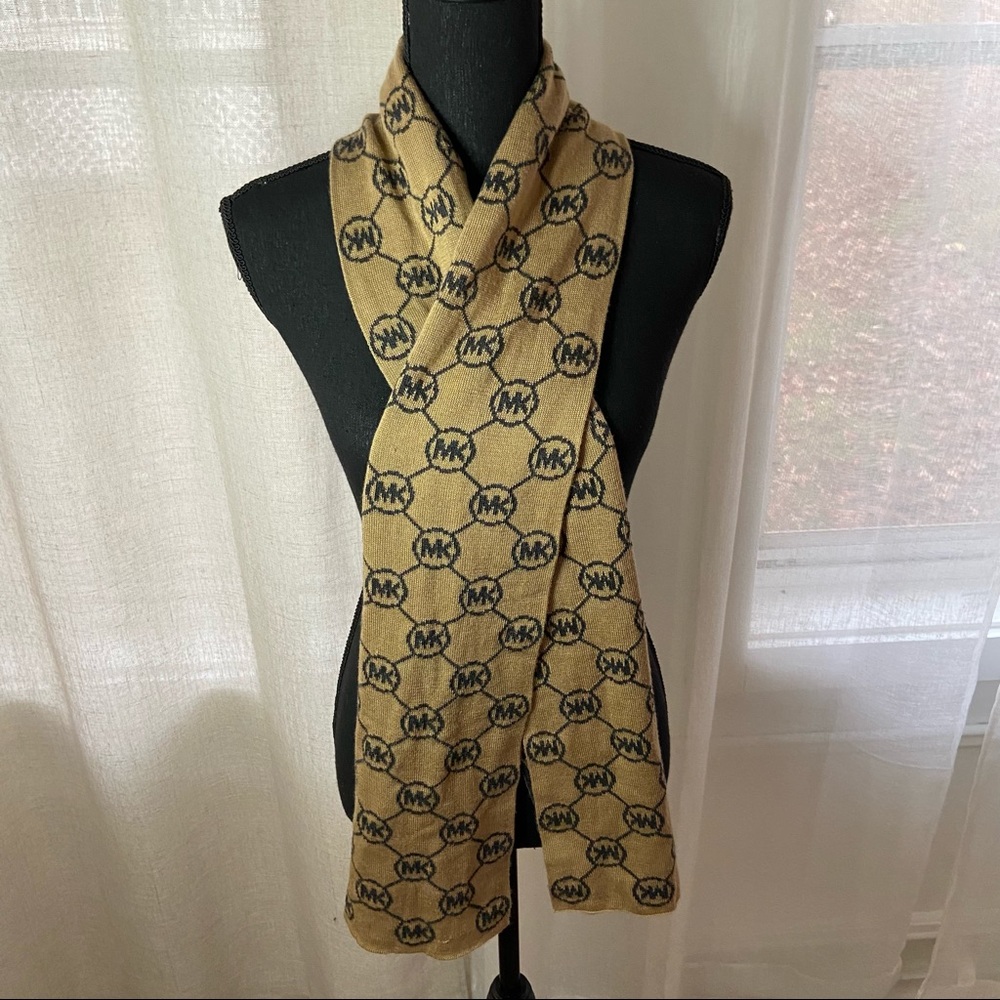 Michael Kors Scarf